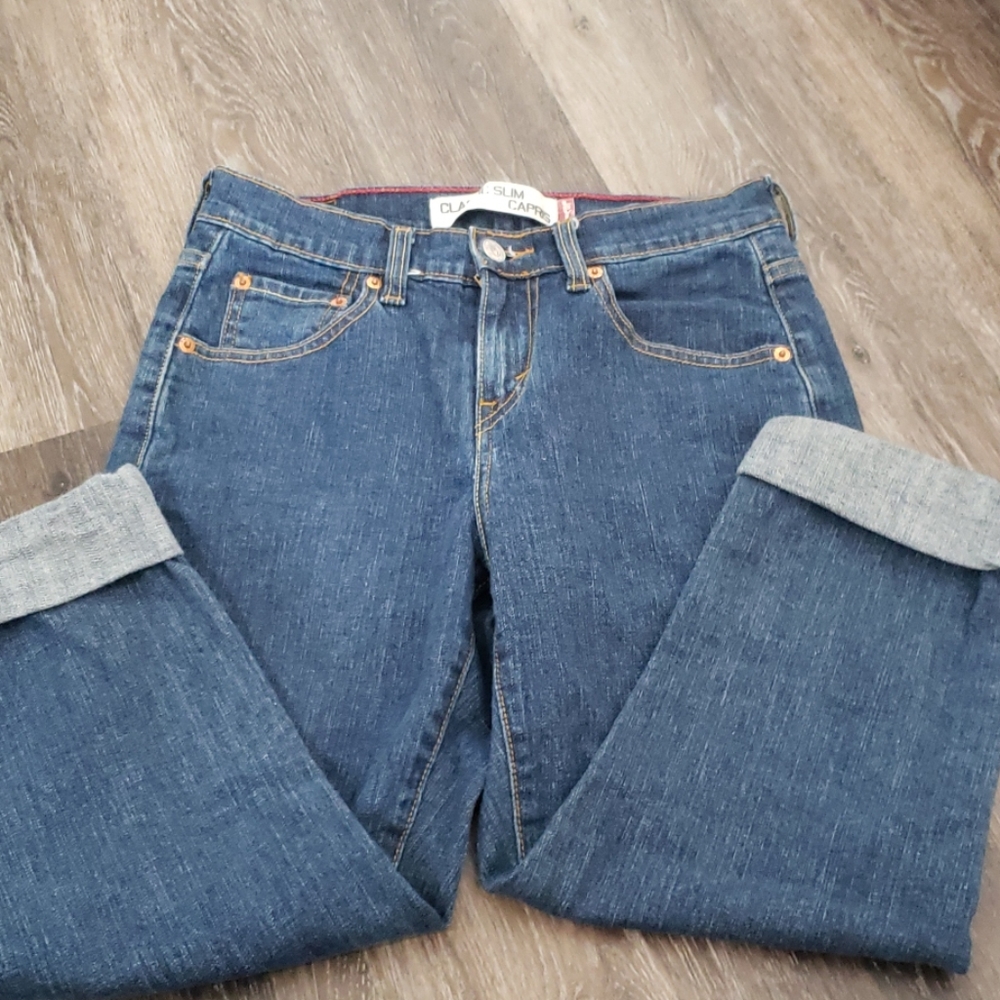 Levi's denim capris